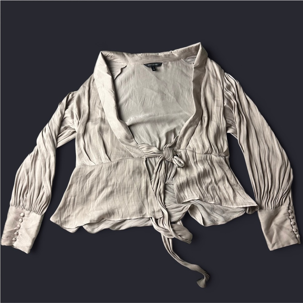 Banana Republic champagne satin front tie blouse